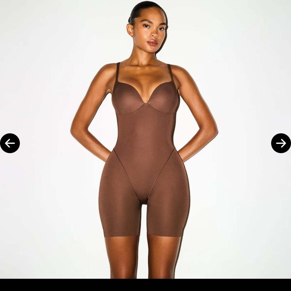 SKIMS Butt and Hip Enhancing mid-thigh bodysui